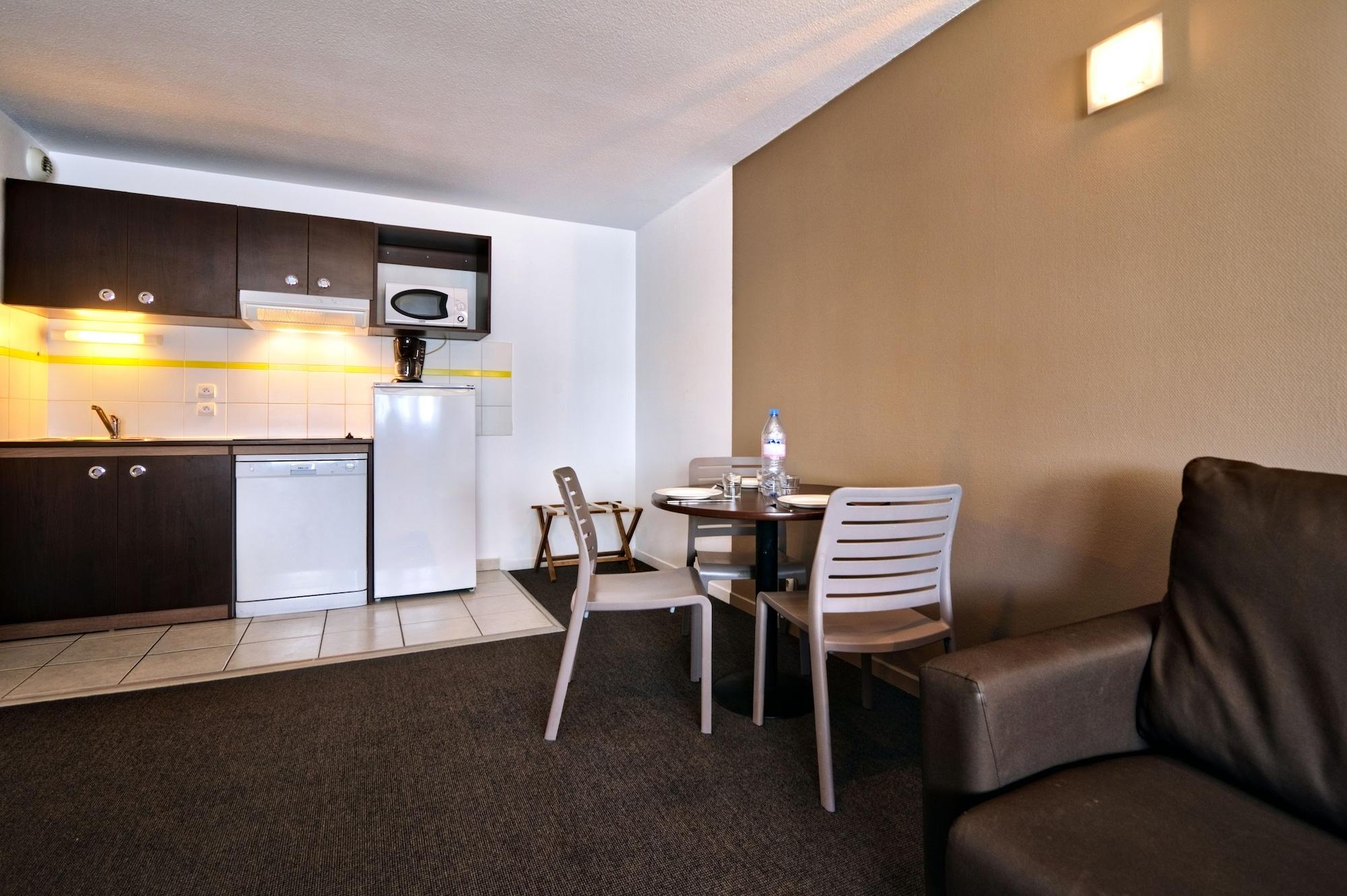 Comfort Aparthotel Les Hauts D'Annecy Eksteriør billede